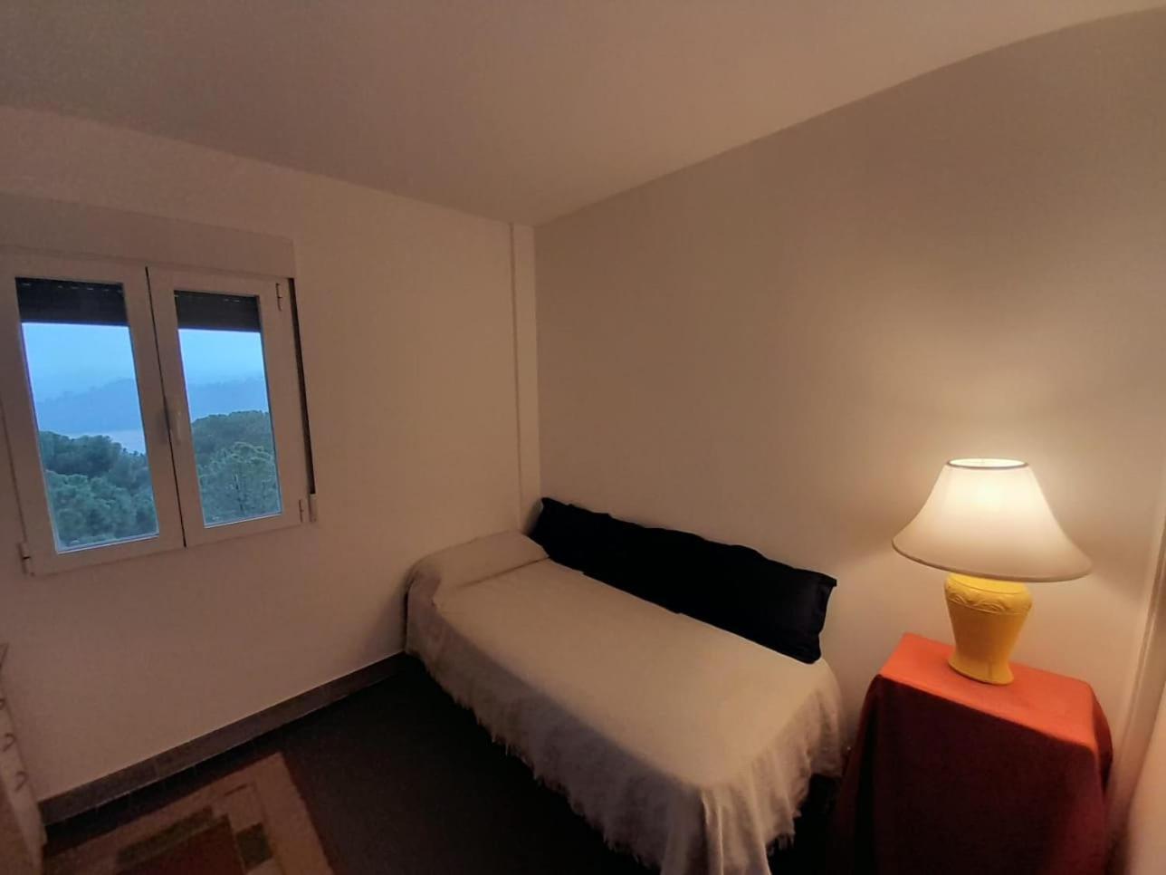 San Martín de Valdeiglesias Acogedor Apartamento Con Bellas Vistas Al Embalse מראה חיצוני תמונה
